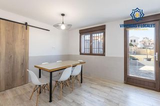 Chalet en venta en Zubia (La)