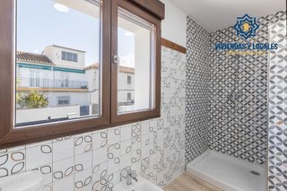 Chalet en venta en Zubia (La)