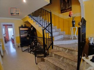 Casa adosada en venta en Valdepeñas