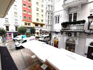 Piso en venta en Puerto Chico en Santander