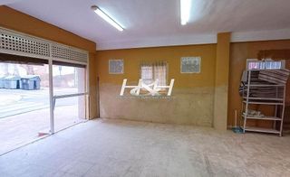 Local comercial en venta en Zona Concordia en Burjassot