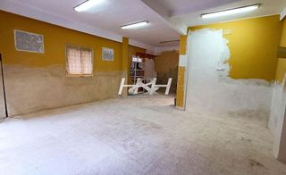 Local comercial en venta en Zona Concordia en Burjassot