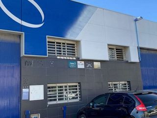 Nave industrial en alquiler en Parque Atlántico - Los Arcos - Aeropuerto Viejo en Sevilla