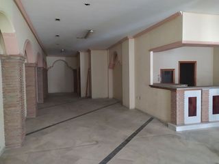 Local comercial en alquiler en Plaza de toros - Venta Vargas - Capitania en San Fernando