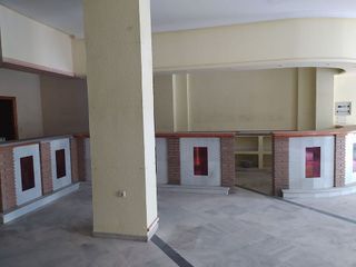 Local comercial en alquiler en Plaza de toros - Venta Vargas - Capitania en San Fernando