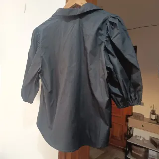 2 camisas Stradivarius