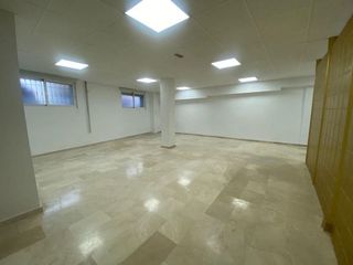 Local comercial en alquiler en Atarfe