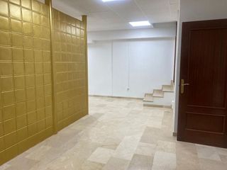 Local comercial en alquiler en Atarfe