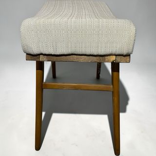 Taburete reposapiés tapizado