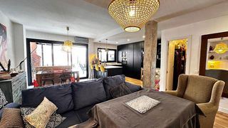 Casa adosada en venta en Gines