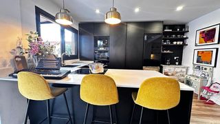 Casa adosada en venta en Gines