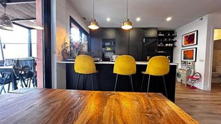 Casa adosada en venta en Gines