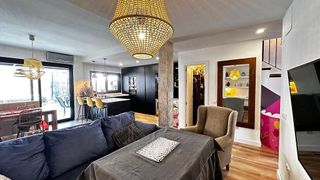 Casa adosada en venta en Gines