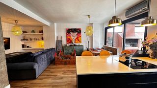 Casa adosada en venta en Gines