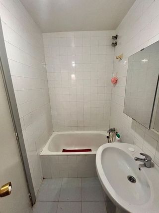 Casa adosada en venta en Guadix