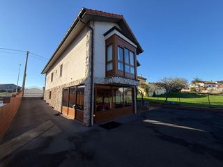 Chalet en venta en Tremañes en Gijón