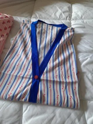 Lote 1 pijamas/2 camisones + 1 bata