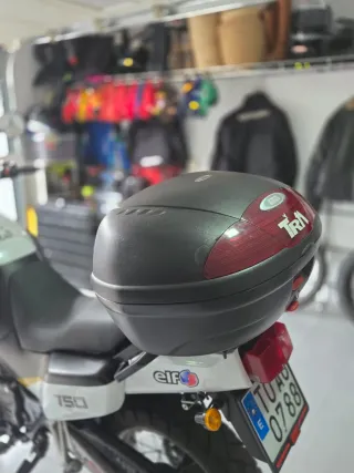 Moto yamaha xtz 750 super tenere