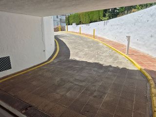 Garaje en venta en Nueva Andalucía centro en Marbella