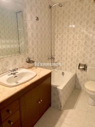 Piso en venta en Residencia en Logroño