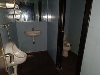 Local comercial en alquiler en Paseo Constitución - Las Damas en Zaragoza