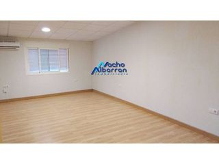 Oficina en alquiler en La Estación en Badajoz