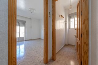 Chalet en venta en Guadix