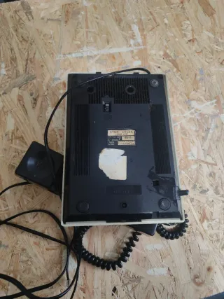 Teléfono fijo beige