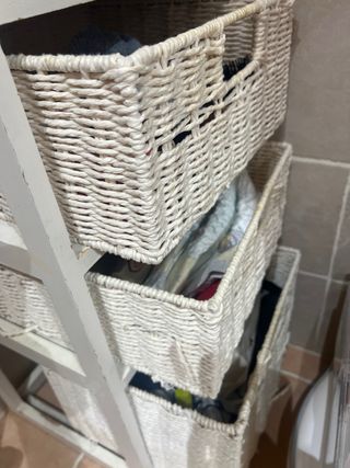 Mesa Auxiliar Zara Home con Cestas