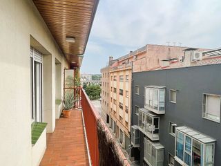 Piso en venta en Eixample Nord – La Devesa en Girona