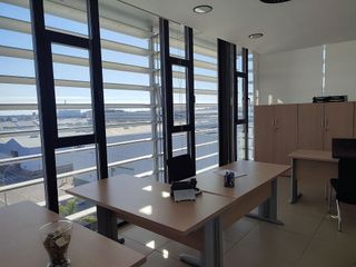 Oficina en alquiler en Cortadura - Zona Franca  en Cádiz