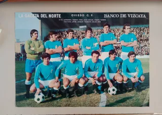 Cromos Real Oviedo y Poster Años 70