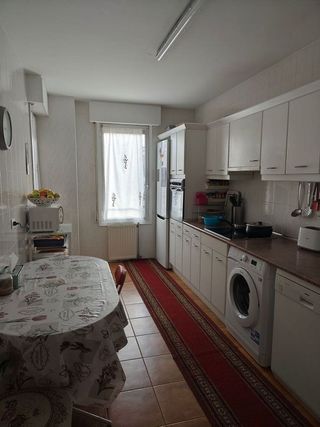 Piso en venta en Ermitagaña - Mendebaldea en Pamplona