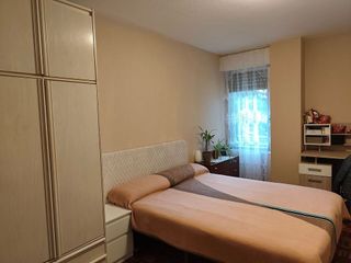 Piso en venta en Ermitagaña - Mendebaldea en Pamplona