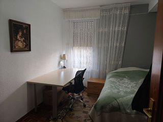 Piso en venta en Ermitagaña - Mendebaldea en Pamplona