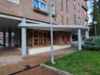 Piso en venta en Ermitagaña - Mendebaldea en Pamplona