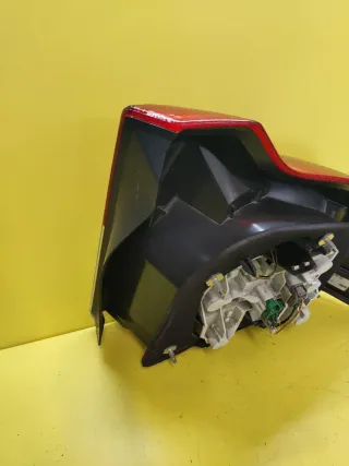 PILOTO TRASERO IZQUIERDO VOLVO S40 (LED)