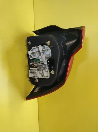 PILOTO TRASERO IZQUIERDO VOLVO S40 (LED)