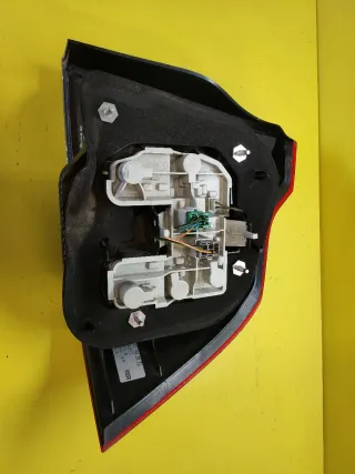 PILOTO TRASERO IZQUIERDO VOLVO S40 (LED)