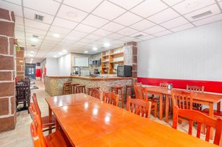 Local comercial en venta en La Pola Siero en Siero