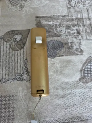 Wii Telecomando Oro Zelda e 2 Volanti