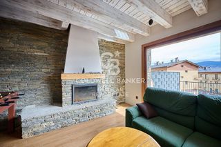 Casa adosada en venta en Puigcerdà