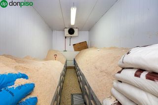 Edificio en venta en Illora