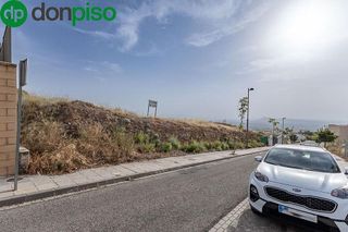 Terreno en venta en Zubia (La)