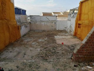 Terreno en venta en Lucena