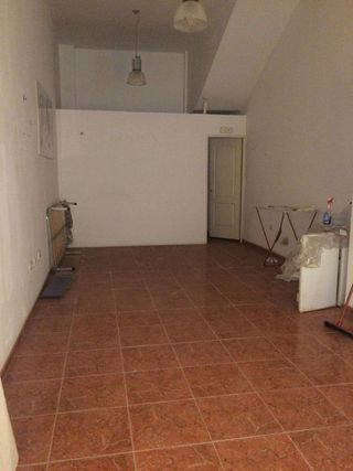 Local comercial en alquiler en Plaza de Toros - Santa Rita en Almería