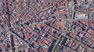 Local comercial en alquiler en Plaza de Toros - Santa Rita en Almería