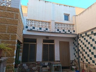 Chalet en venta en Monforte del Cid