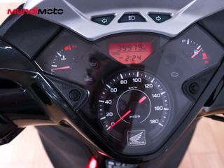 HONDA SCOOPY SH 300I TOP BOX