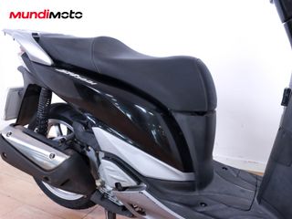 HONDA SCOOPY SH 300I TOP BOX